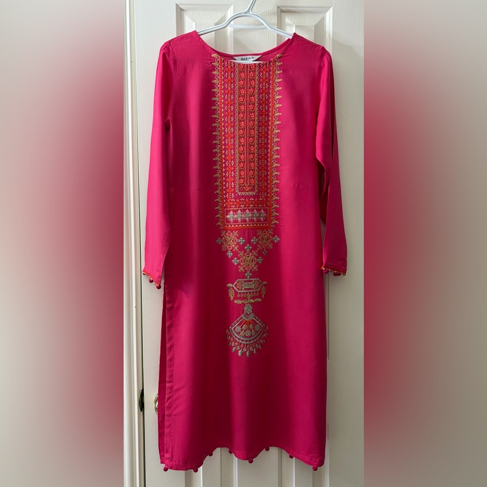 Maria B embroidered linen suit 3 piece